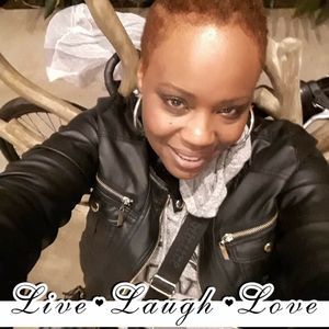 Meet your Posher, Keisha